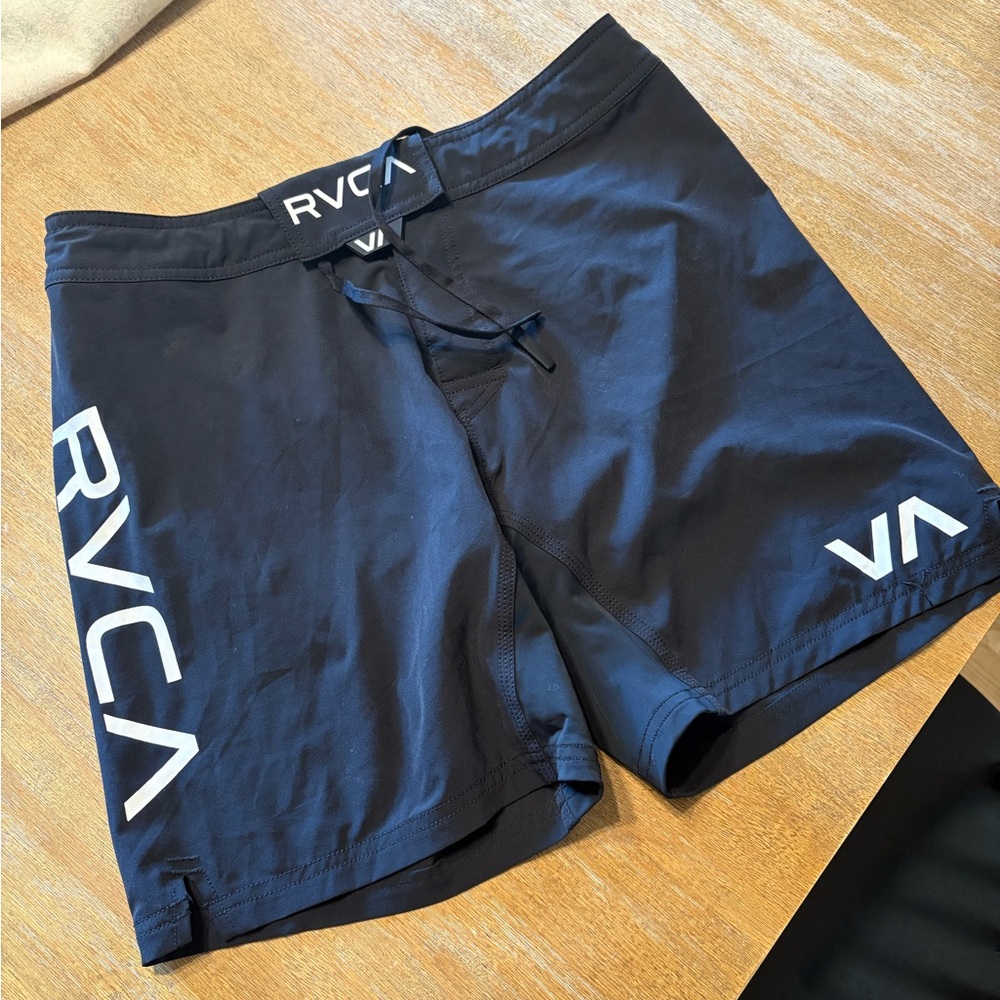 RVCA Fight Scrapper shorts